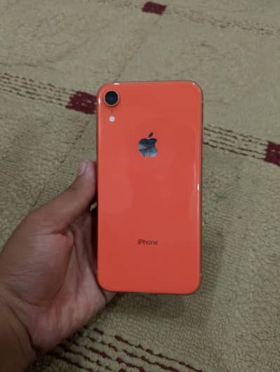 Apple iPhone XR