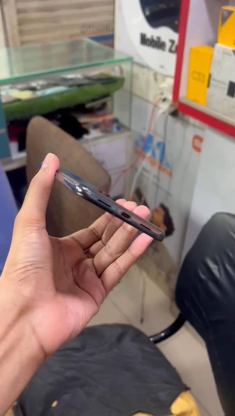 Google Pixel 8 Pro 2