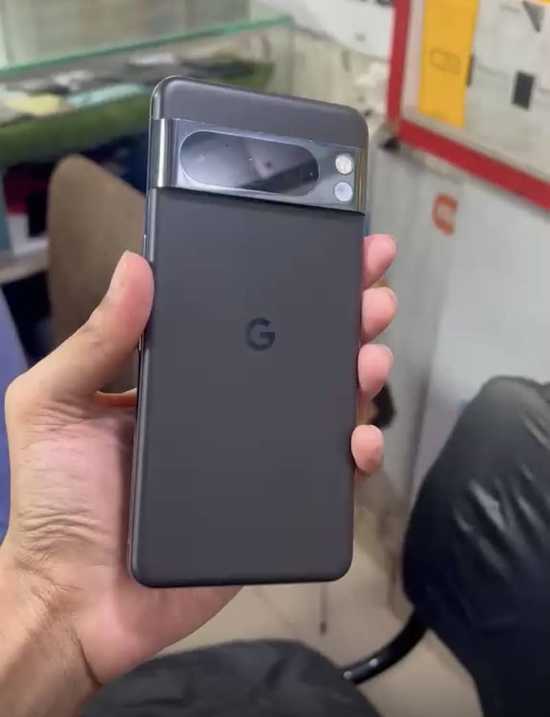 Google Pixel 8 Pro 3