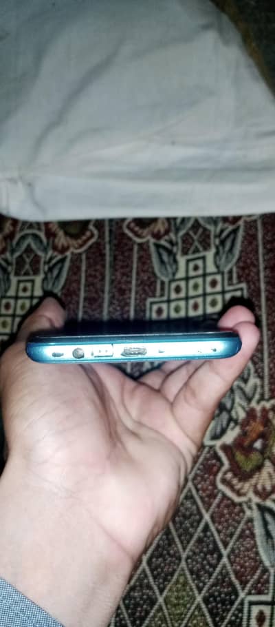 Realme C21