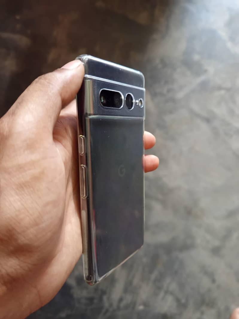 Google Pixel 7 Pro 4