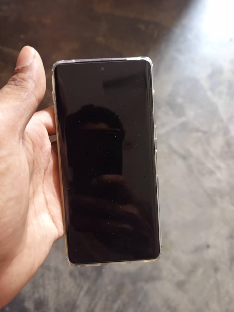 Google Pixel 7 Pro 9