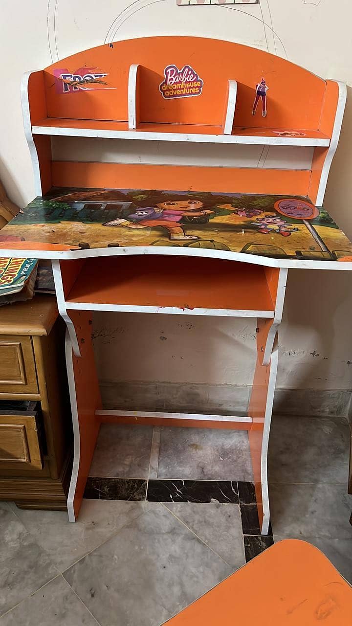 Kids Study Table 0