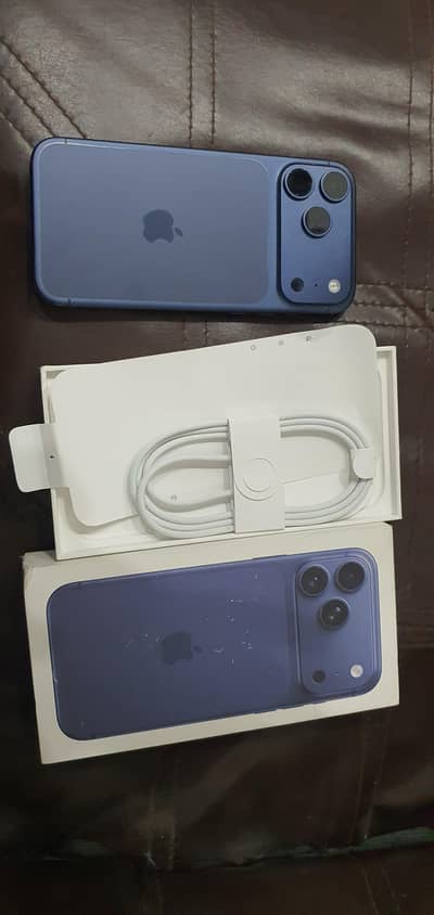 Apple iPhone 17 Pro Max jv deep blue