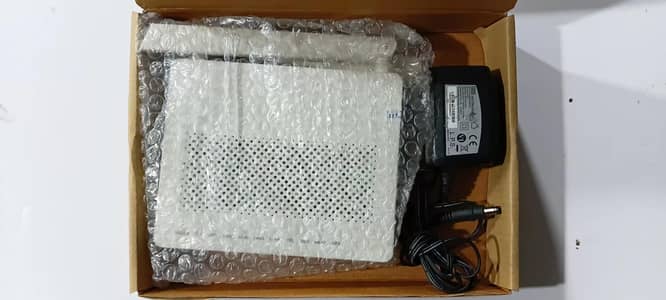 Huawei HG8141A5 XPON/GPON Fiber WiFi Router 6dBi Box Pack