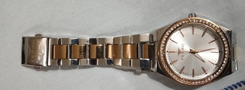 Ferro FL21446AWT Metal Band Women Watch