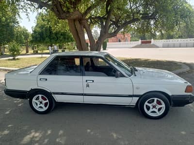 Nissan Sunny 1988