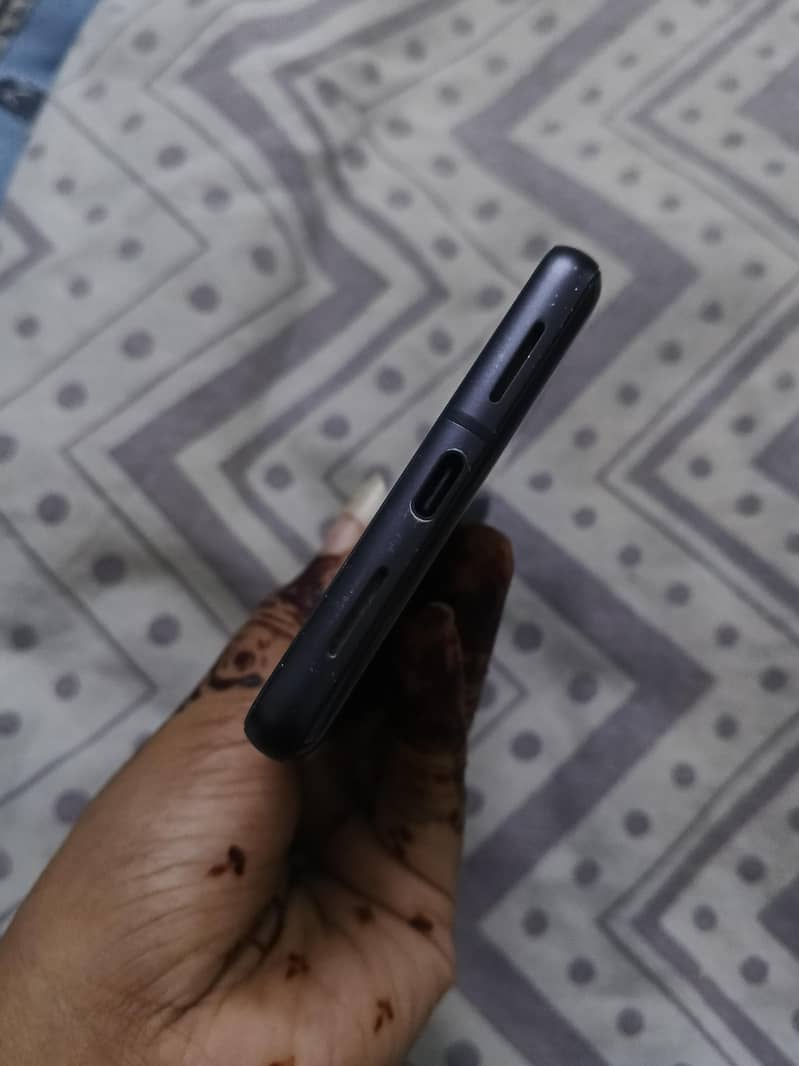 Google Pixel 7 5