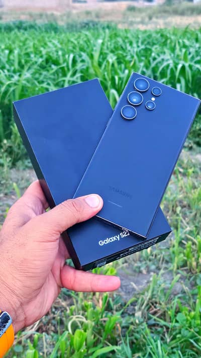 s23 ultra with box