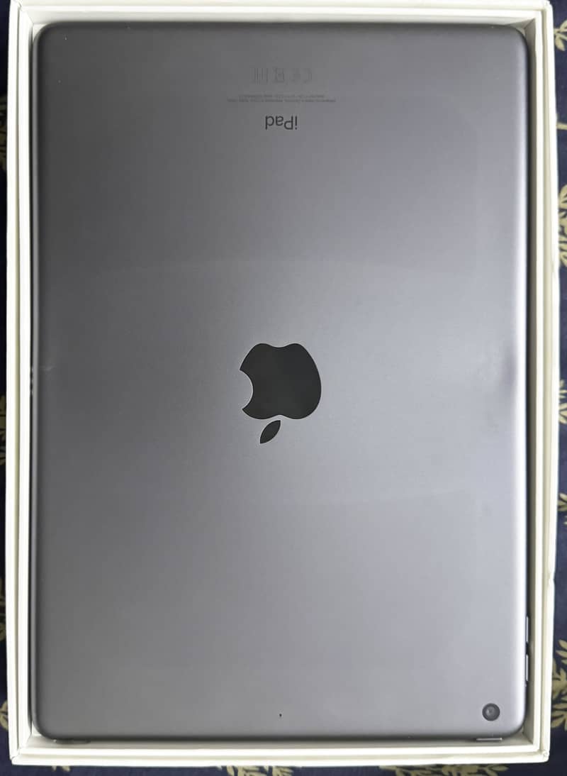 iPad 9 generation 9/10 condition 2