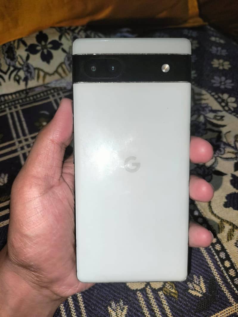 Google Pixel 6a 1