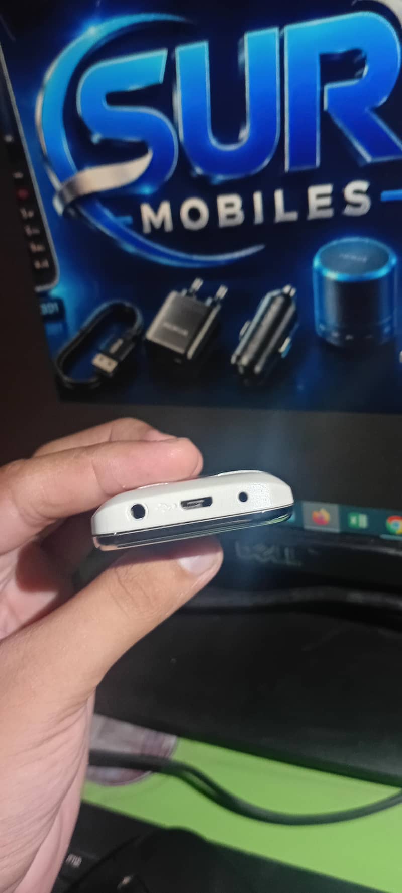 Nokia C-5 5
