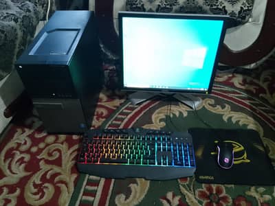 All in one PCs. is new just 6 Months used