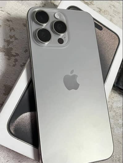 Apple iPhone 15 Pro Max