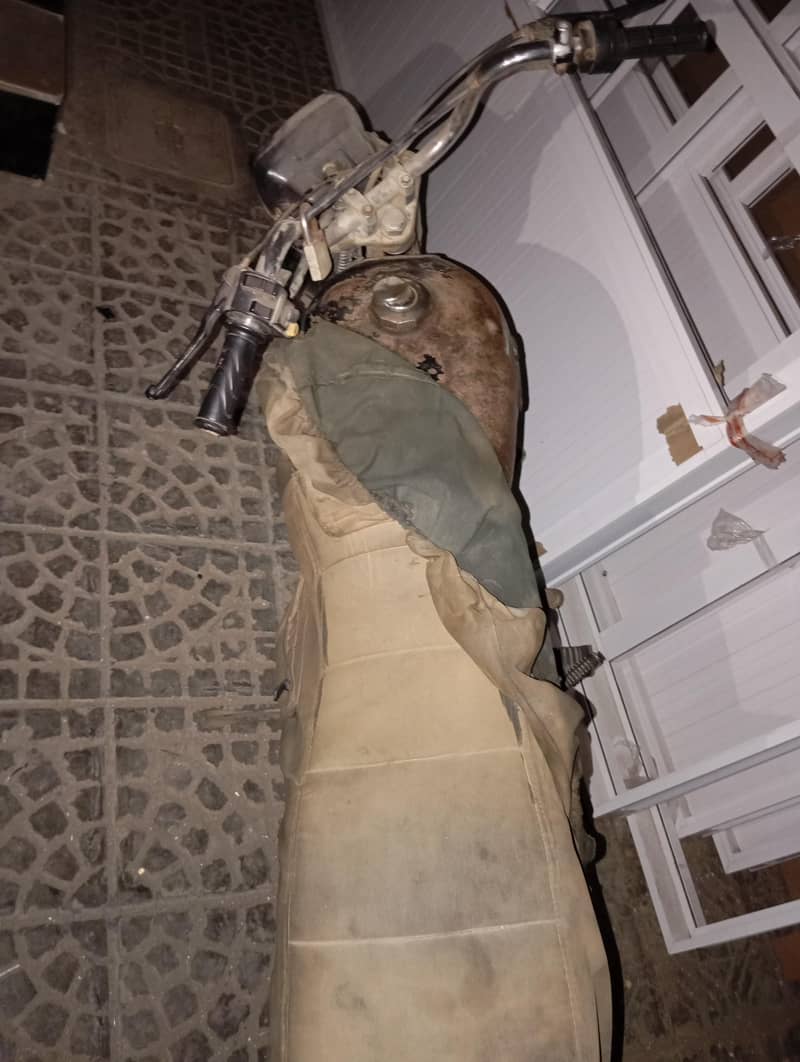 فل جینین بائک نیوٹر  انجن اوکے 1
