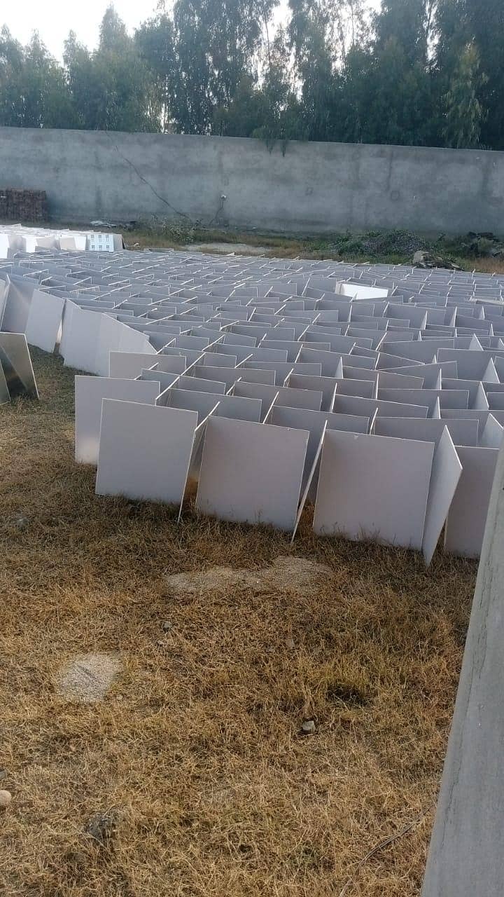 سیلنگ فیکٹری میں ہیلپرو کی ضرورت ہے 6