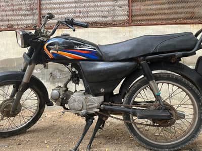 hero 2004