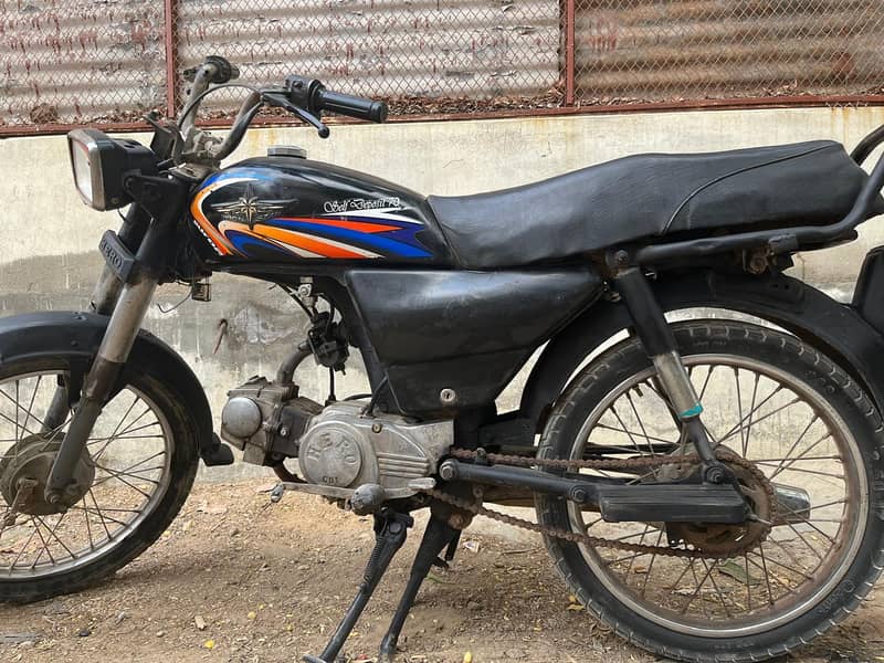 hero 2004 0
