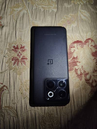 One Plus 10T used phone non-pta.