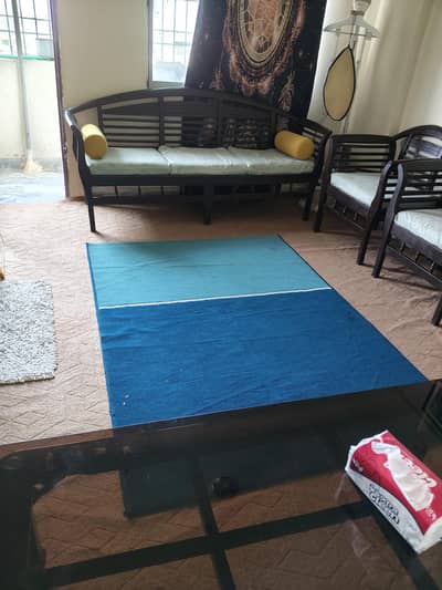 blue center rug
