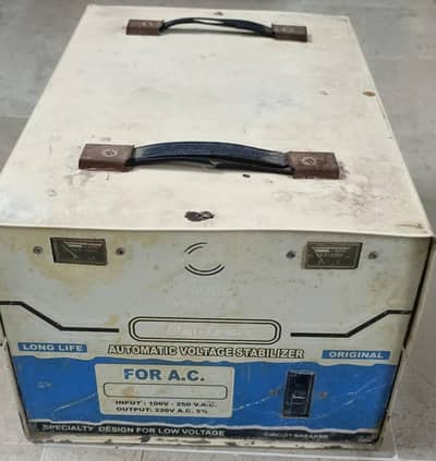 8KVA/8000W Automatic Voltage Stabilizer – Heavy Duty