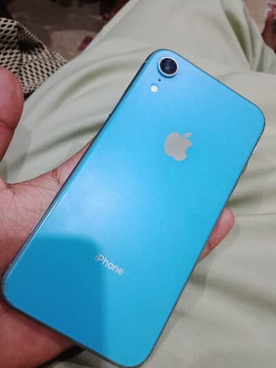 Apple iPhone XR