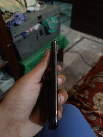 Apple iPhone XS