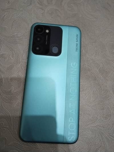 Tecno Spark 8C