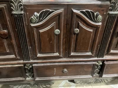 Dressing table for sale contact 0332-2670177