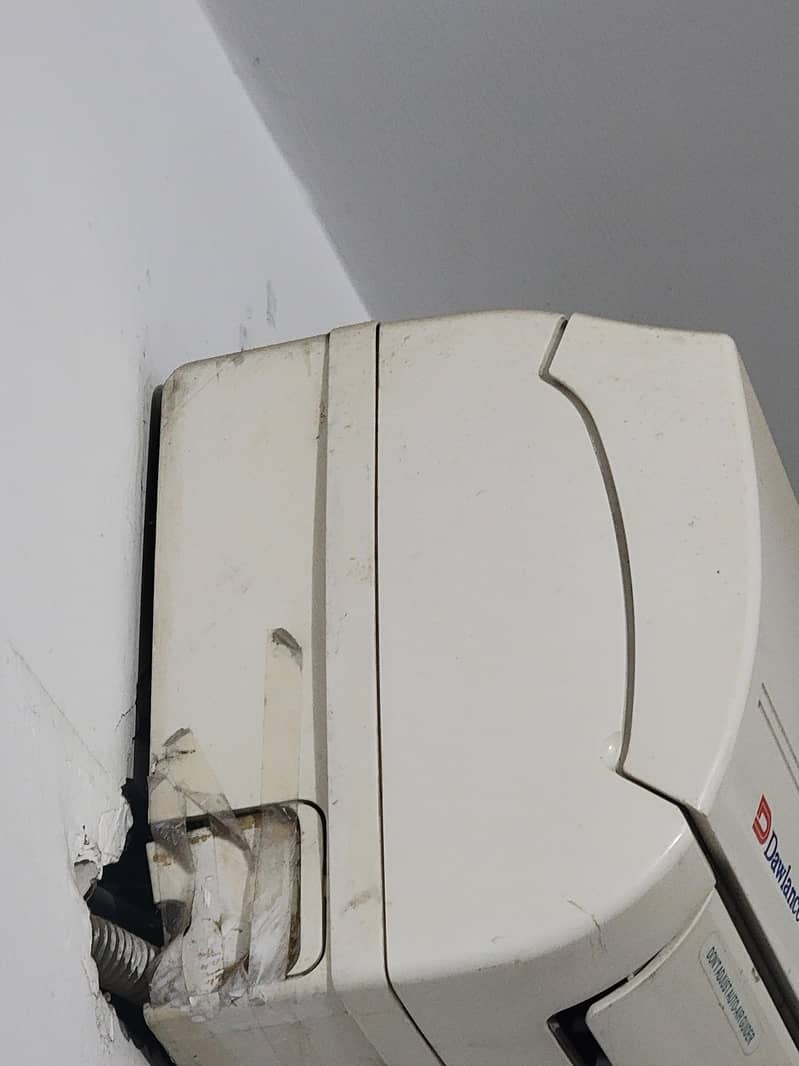 Dawlance single ton split ac 1