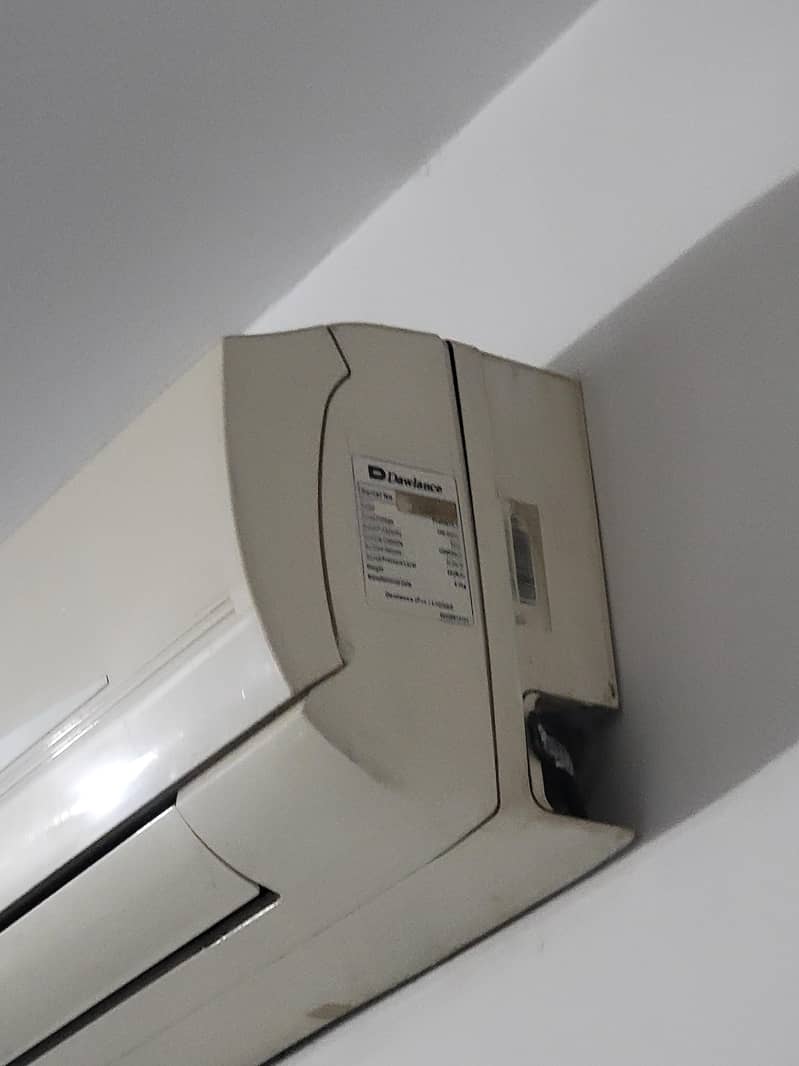 Dawlance single ton split ac 2