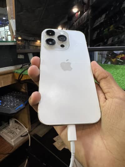 Apple iPhone 14 Pro