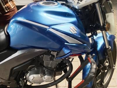 Suzuki gsx125