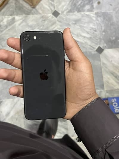 Apple iPhone SE