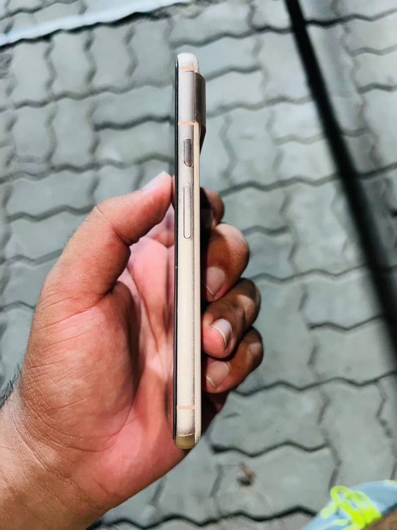 Google Pixel 8 0