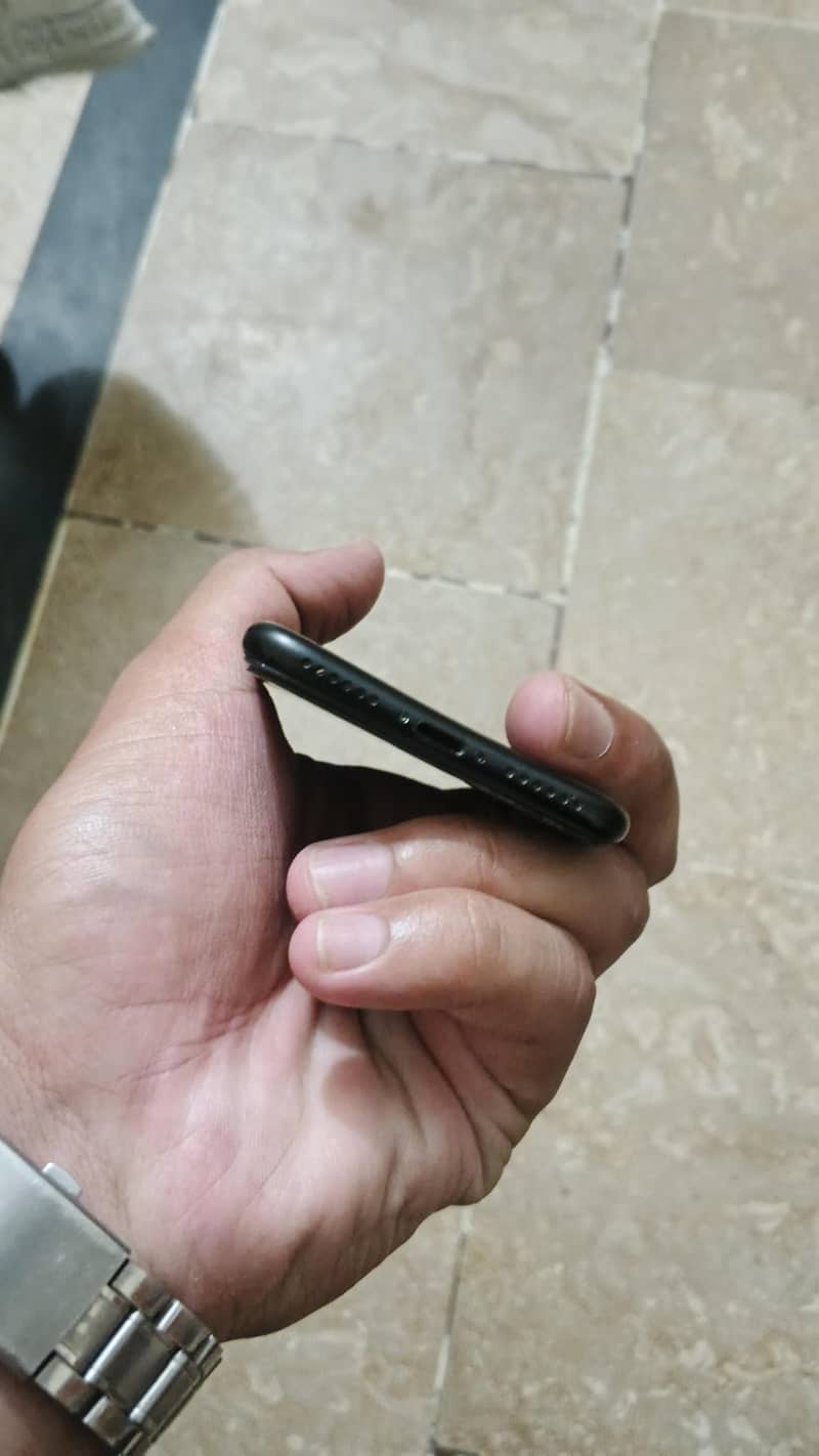 Apple iPhone 7 URGENT SALE 5