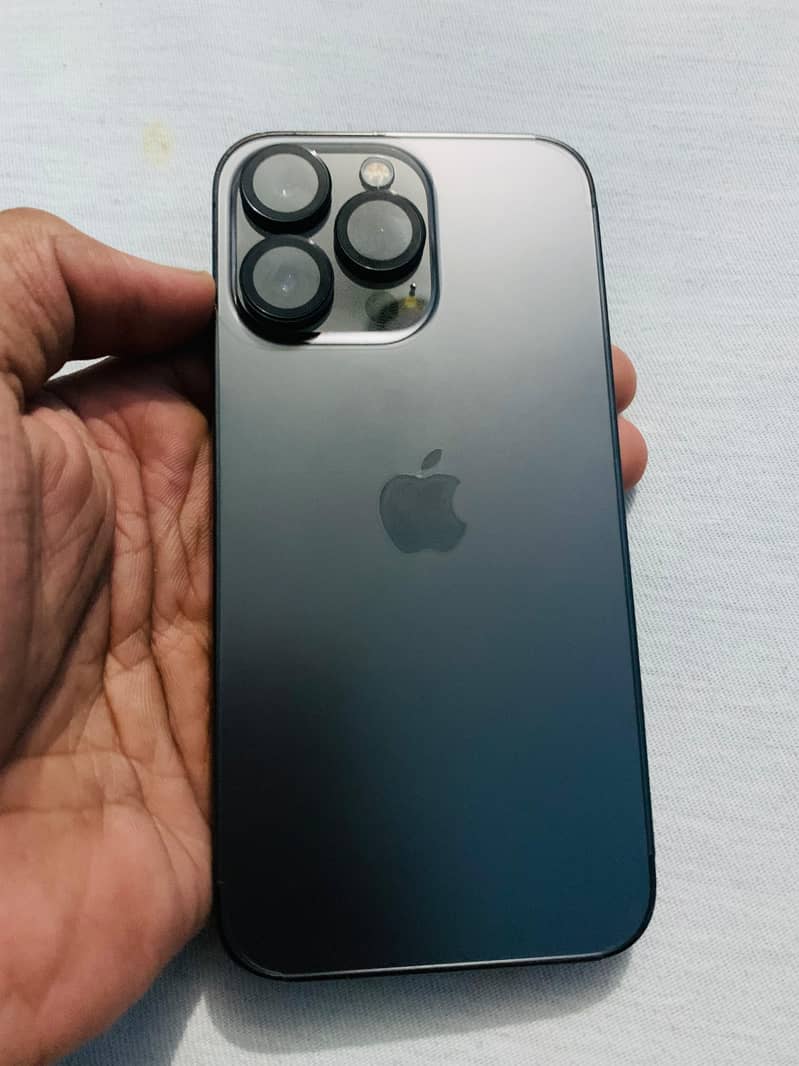 Apple iPhone 13 Pro 0