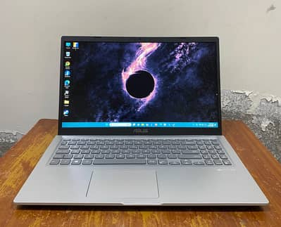 Asus Core i3 11th gen VivoBook