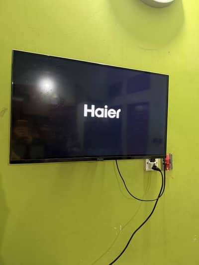 Haier Smart LED TV 32 inches for sale