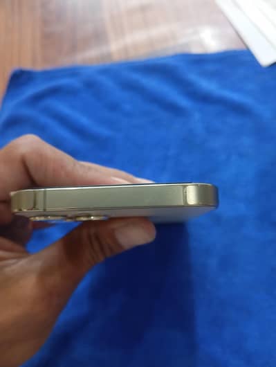 Apple iPhone 12 Pro