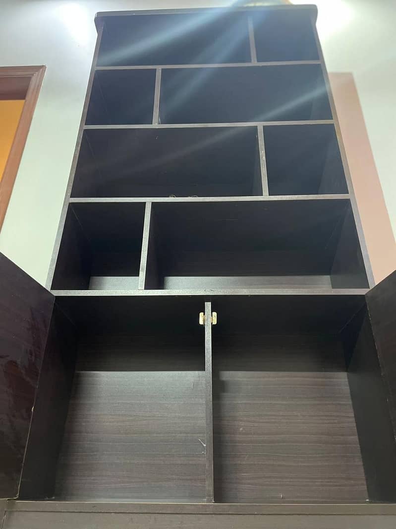 Bookshelf 1