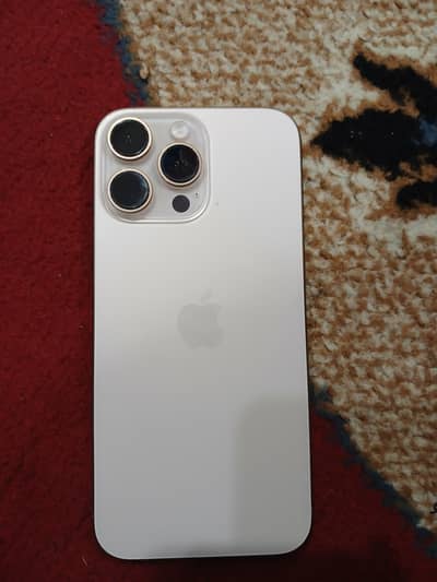 Apple iPhone 16 Pro Max