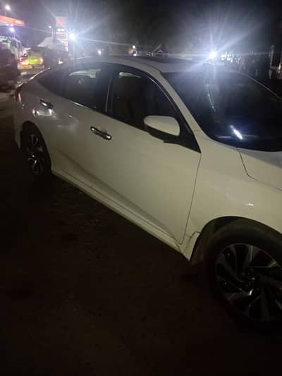 Honda Civic Oriel 2017