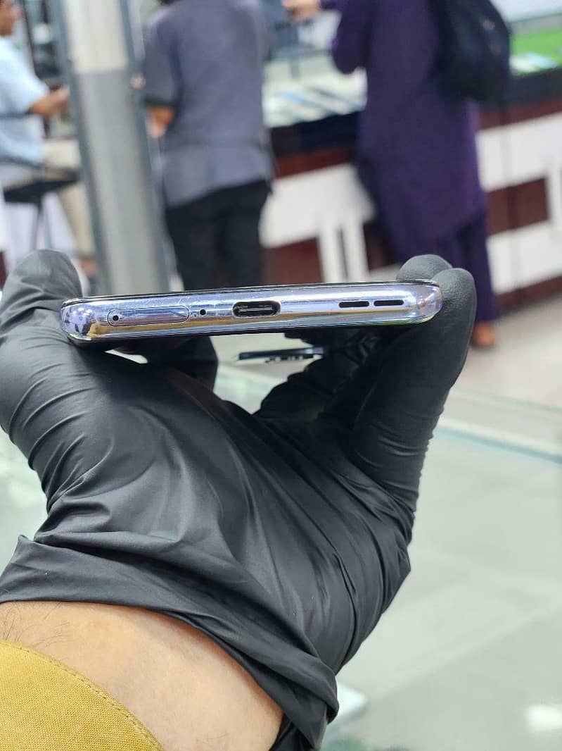 One Plus 9 4