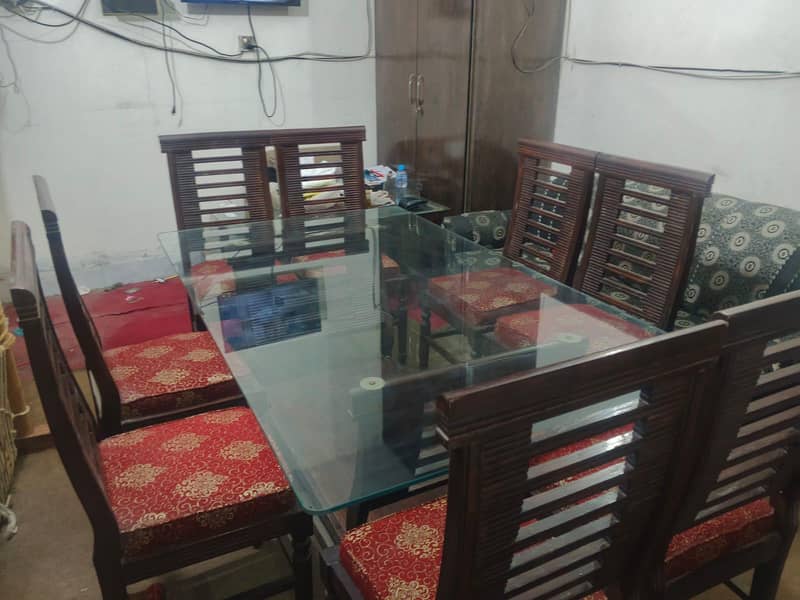 Dining table 10/9 condition 0