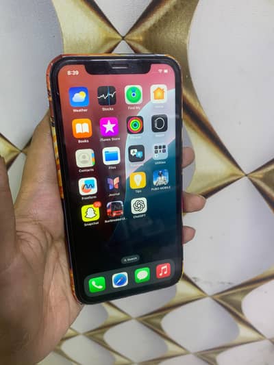 Apple iPhone XR