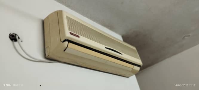 General AC ,1.5 Ton perfect condition