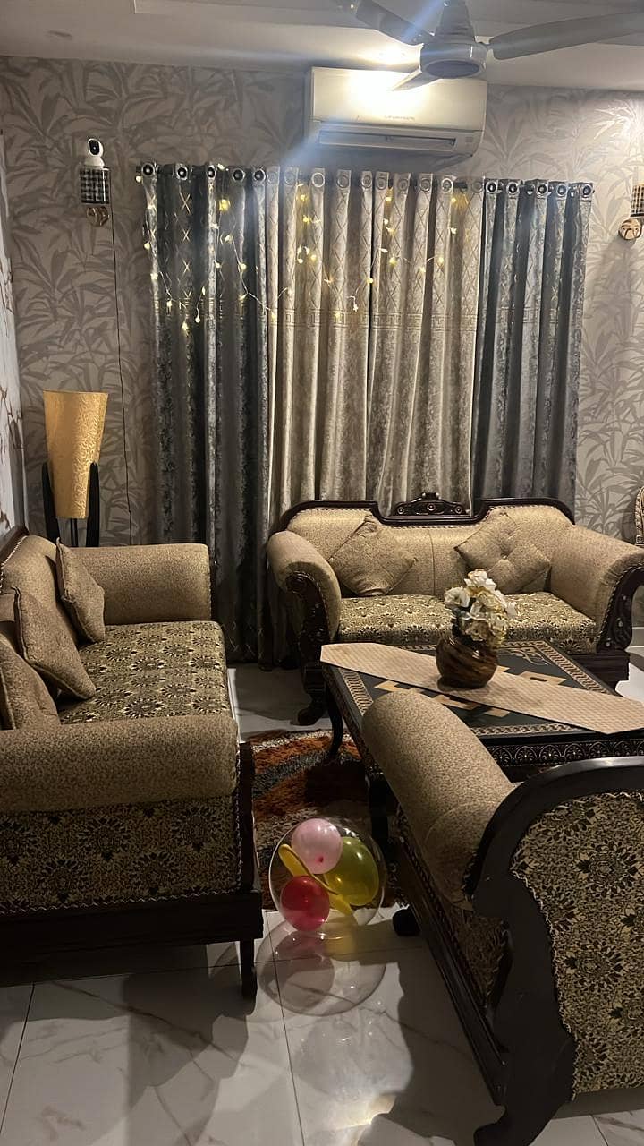 sofa set 0