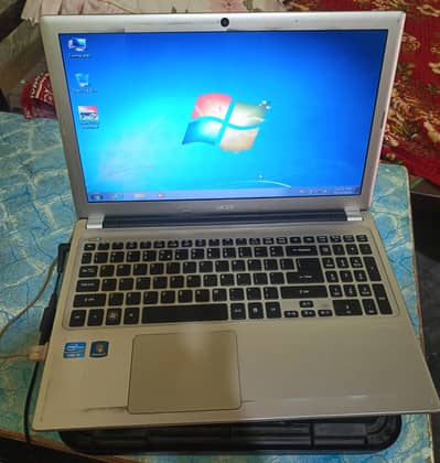 Acer laptop Core i3 2nd generation