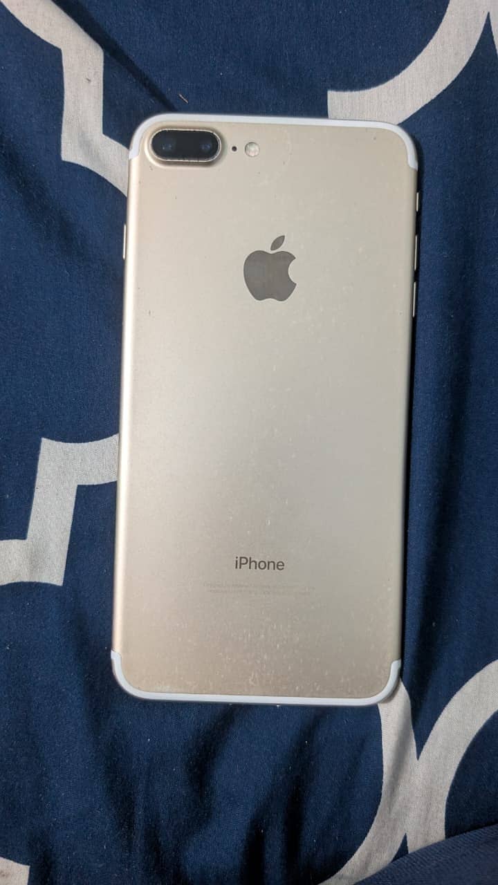 Apple iPhone 7 Plus 2